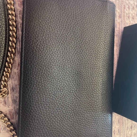 *SOLD* Gucci Wallet on Chain - Picture 3 of 8